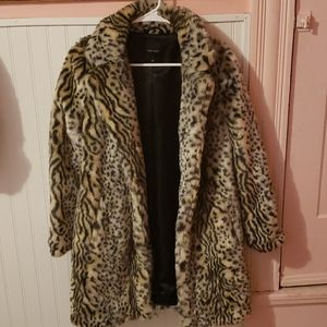 Fur coat (fake)